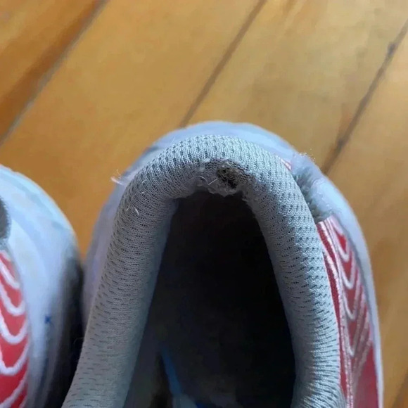 Hoka sneakers - Picture 6 of 13